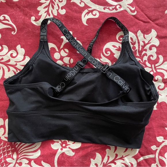 Calvin Klein Padded Sports Bra - Picture 5 of 7